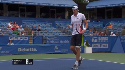 Washington - Isner récite son tennis face à Hurcacz