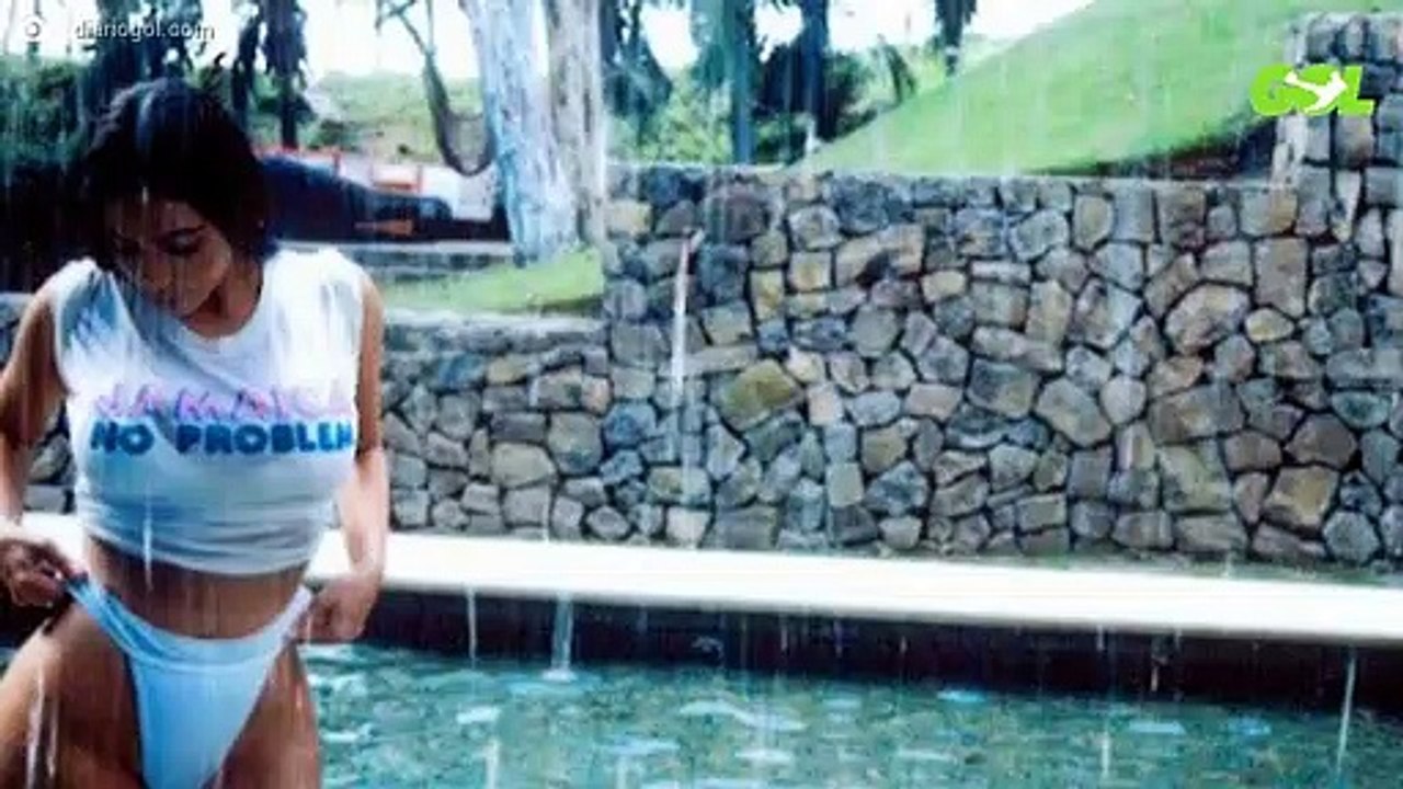 ¡Kim Kardashian en la piscina! Las fotos inéditas (y la sorpresa bomba)