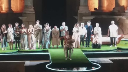 Concha Velasco, emocionada tras el estreno de 'Metamorfosis' en Mérida