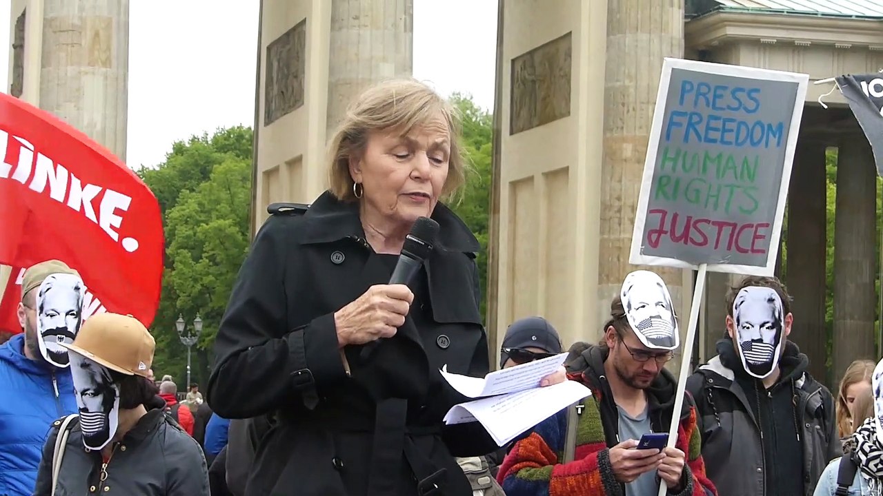 NMTV vor Ort: Wir sind alle Julian Assange - Demo gegen mögliche Auslieferung von Assange an die USA
