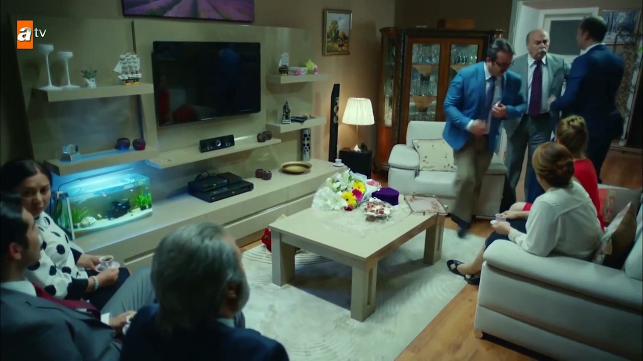 Can’ın yaşadığını öğrenen Zeynep! - Mutlu Ol Yeter 7.Bölüm