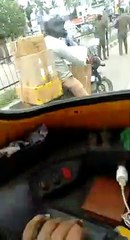 சென்னை அருகே அரசு பஸ்ஸின் சைலன்ஸர் கழண்டு விழுந்தது-வீடியோ