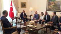 Dışişleri Bakanı Çavuşoğlu, kurban vekaletini Türk Kızılayı’na verdi - ANKARA