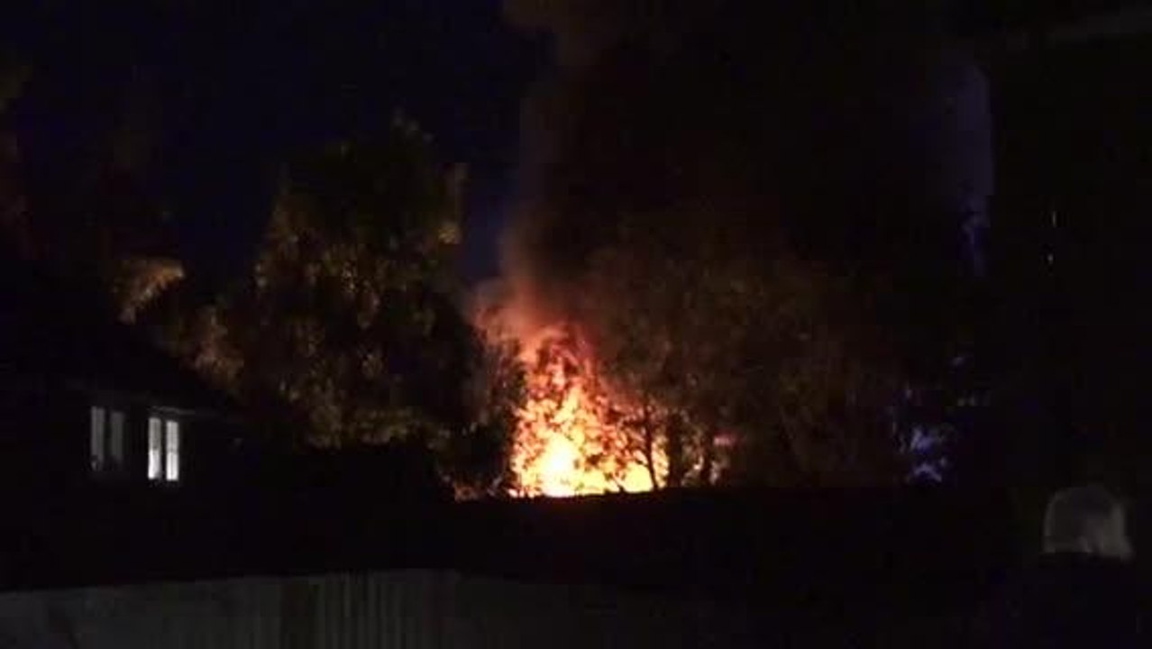 Fire at Cottons Yard storrington sussex