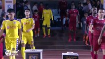 Hà Nội FC bỏ lỡ cơ hội nhất bảng phút cuối | HAGL thăng hoa trên đôi chân Xuân Trường