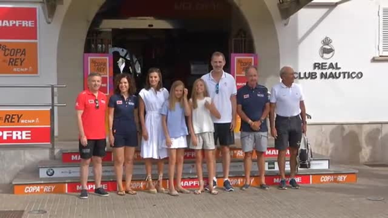 Los Reyes y sus hijas ya están en Mallorca