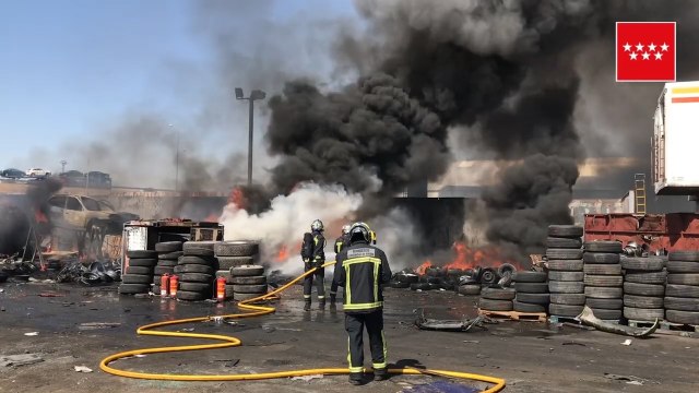 Arde una chatarrería en Leganés sin provocar heridos