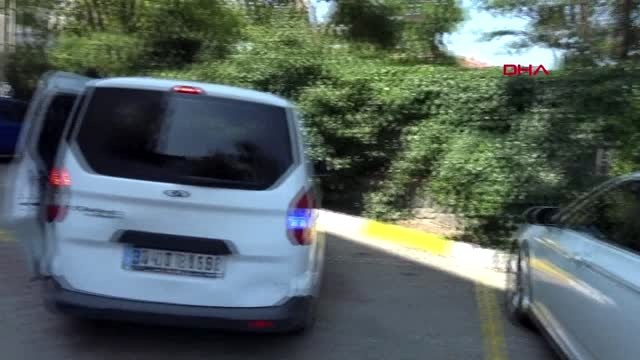 AVCILAR'DA BİLGİSAYAR HIRSIZI, PARMAK İZİNDEN YAKALANDI