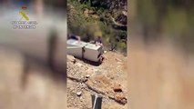 La police oblige un homme à récupérer un frigo qu'il a jété dans la nature (Espagne)