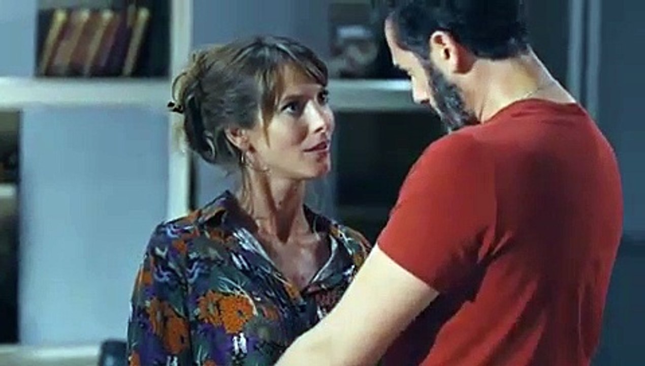 Estelle n’est pas ravie du soutien de Francesco à Barbara