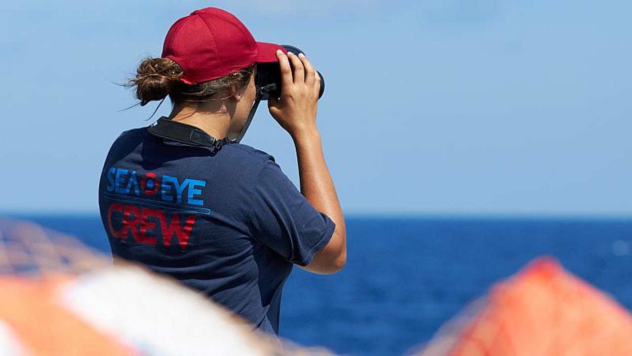 'Alan Kurdi' nimmt Kurs auf Lampedusa, Salvini wütet