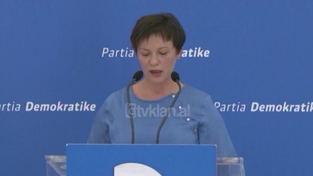 PD: Tenderi i uniformave te policise, afere korruptive