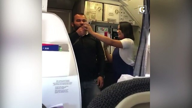Pedido de casamento em avião