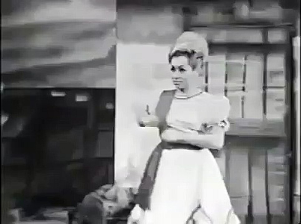 VIRUTA Y CAPULINA CON CHESPIRITO