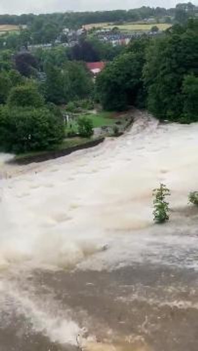 Dam collapse