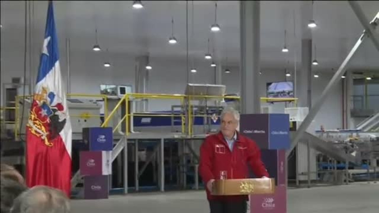 Un terremoto pilla al presidente chileno en medio de una rueda prensa