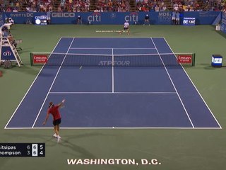 Washington - Le smash complètement raté de Thompson qui donne une balle de match à Tsitsipas