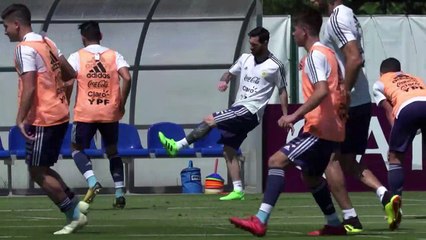 Conmebol suspende a Messi por tres meses y lo multa con 50.000 dólares