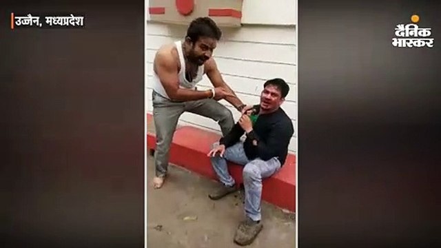 महिला की चेन छीनकर भाग रहे स्नेचर को लोगों ने पकड़कर पीटा, एक साथी भागा