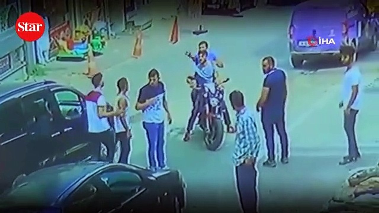Sokak ortasında dehşet saçtı!; Yerdeki adama böyle ateş etti