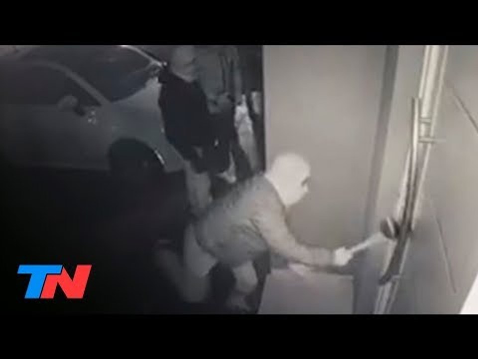 ¡Entraron a robar a mazazos! Encapuchados en un asalto feroz en Gonnet