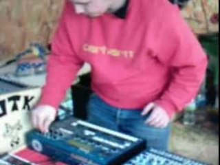 TKOS Bourge FLS live Phil de  UTK teknival