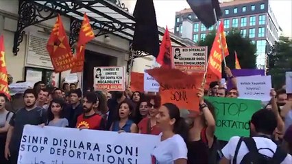 Kadıköy'de Suriyelilerle dayanışma eylemi: Sınır dışılara son, birlikte yaşamak istiyoruz!