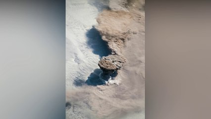 Impresionante vista de un volcán desde el espacio NASA muestra imágenes de la erupción