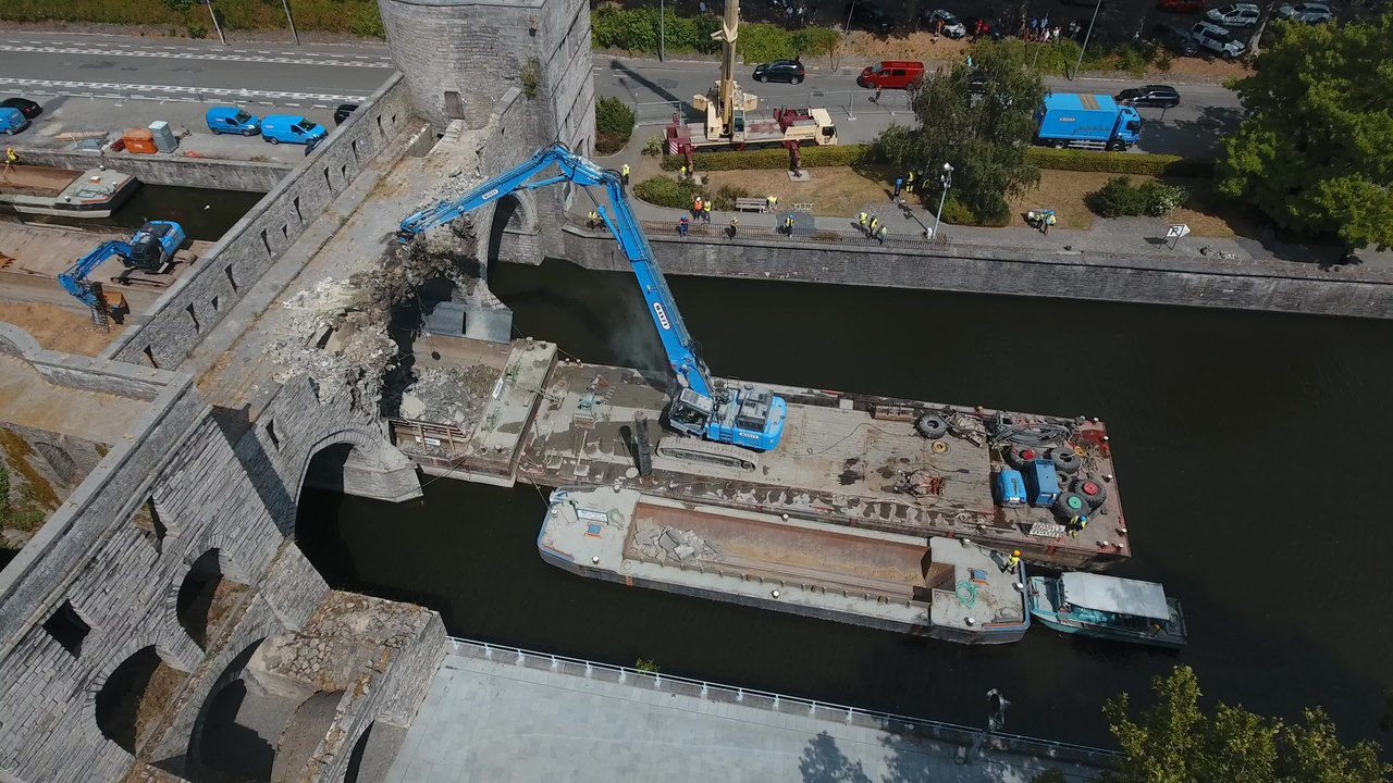 La déconstruction du Pont des Trous filmée par un drone