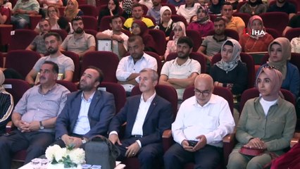 Şahinbey'de 201 çift evlilik okulundan mezun oldu