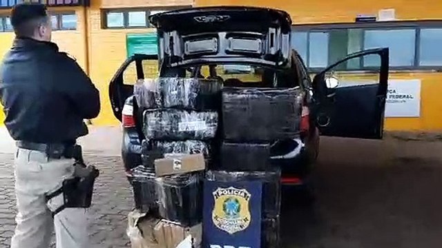 PRF prende casal que transportava quase 200 kg de maconha em Cascavel