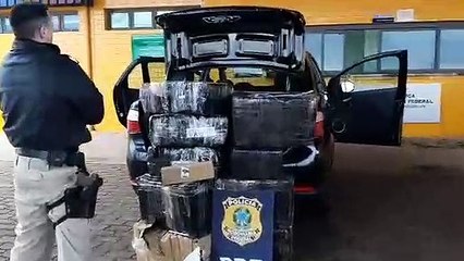 PRF prende casal que transportava quase 200 kg de maconha em Cascavel