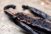 What's the Difference Between Vanilla Extract, Imitation Vanilla, and Vanilla Bean Paste?