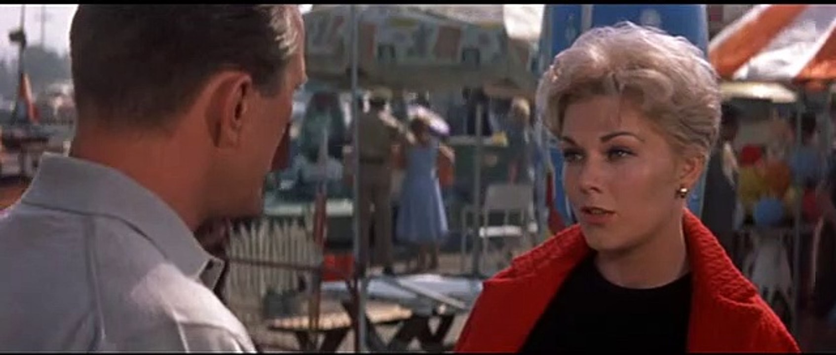 Strangers When We Meet | 2 - video Dailymotion