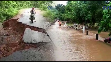 ಬೆಳಗಾವಿ ಜಿಲ್ಲೆ ಖಾನಾಪುರ ತಾಲೂಕಿನ ಸೇತುವೆ ಮೇಲೆ ಹರಿದ ಮಲಪ್ರಭಾ | Oneindia Kannada