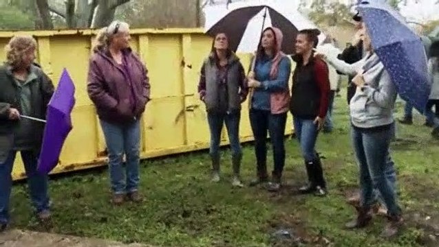 Texas Flip Move S13E01 The Snow Sisters Built Beauty