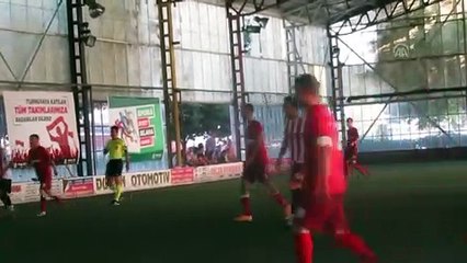 Süper Lig hakemi Suat Arslanboğa halı saha maçı yönetti - AFYONKARAHİSAR