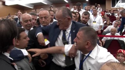 İYİ Parti kurultayında basın mensuplarına tepki