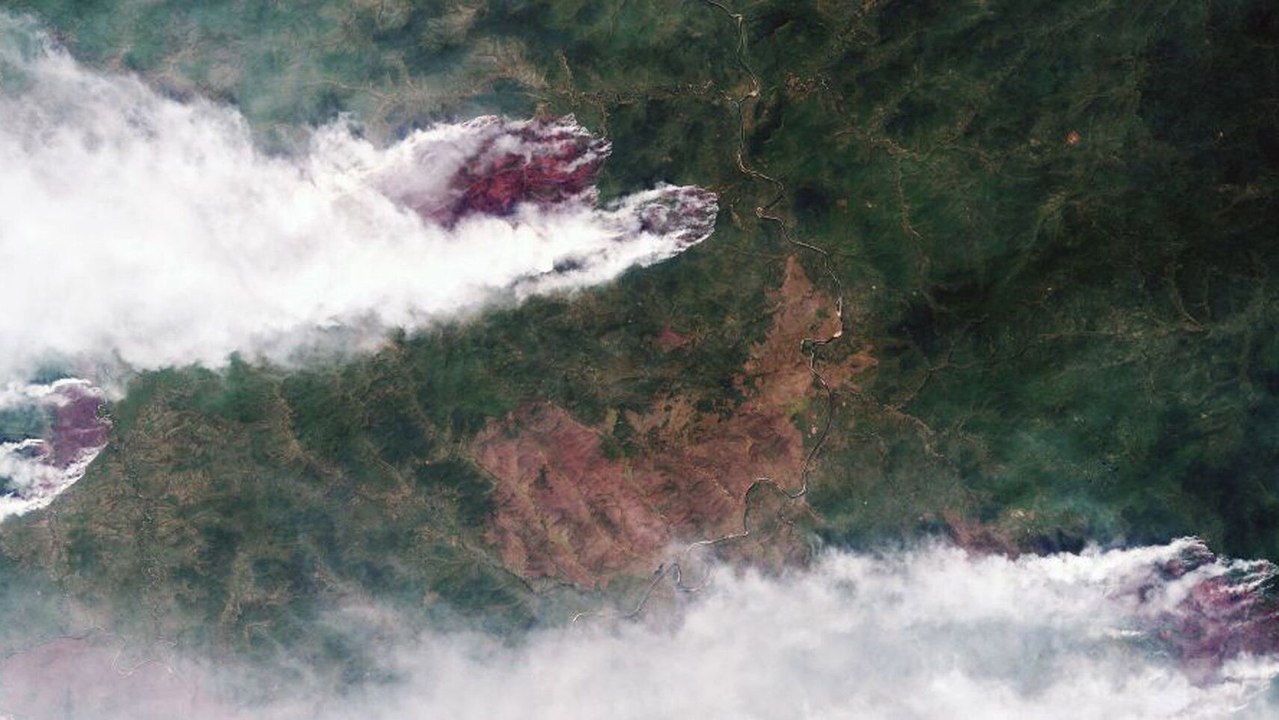 El fuego ha arrasado cientos de hectáreas en Siberia