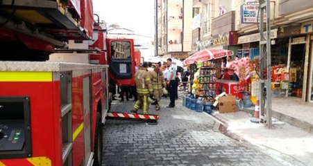 Esenyurt'ta yangın: Yaklaşık 20 kişi mahsur kaldı