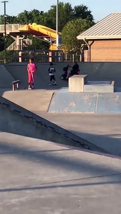 Utiliser son fauteuil roulant électrique dans un skatepark