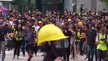 La policía de Hong Kong lanza gas contra manifestantes que desafiaron a China