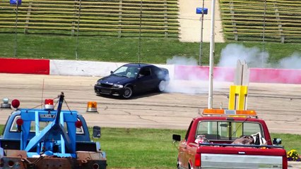 Download Video: Turbo BMW E46 drifting