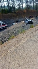 Otomobil şarampole devrildi, anne ve 2 yaşında oğlu hayatını kaybetti