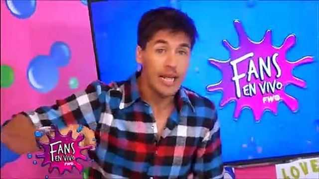 Blooper Las chicas desenmascaran a Coco - Fans en Vivo #90