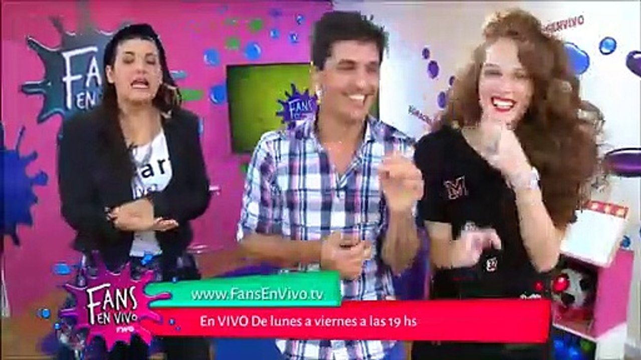 Blooper inicio del programa - Fans en Vivo #124