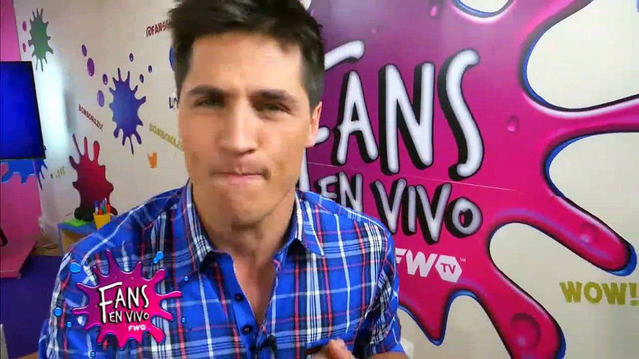 Blooper Jenny coco creo que me gusta justin + presentacion del invitado - Fans en Vivo #152