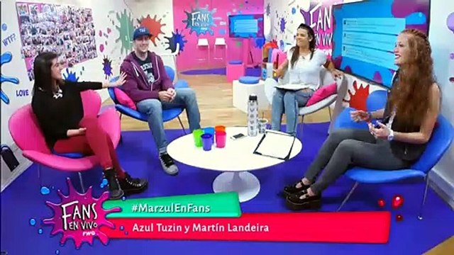 Martin Landeira y Azul Tuzin se dan un beso | Fans en Vivo #162