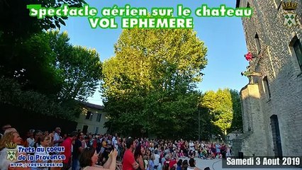 Spectacle VOL EPHEMERE sur le chateau 3aout2019 TRETS