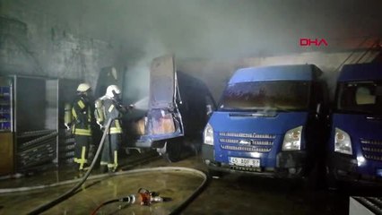 MANİSA'DA SİGARA DEPOSUNDA YANGIN